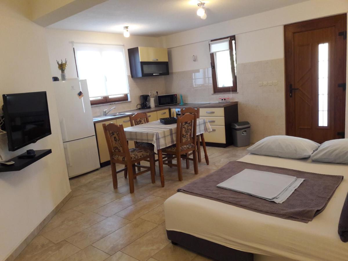 Apartmani Predovan Vrsi Zewnętrze zdjęcie